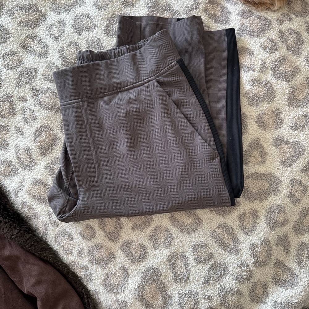 Athleta Brooklyn trouser,Plaid with Black Stripe